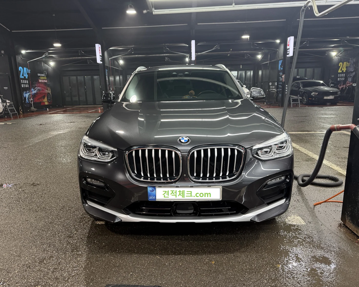 BMW X4 xDrive 20d 사진